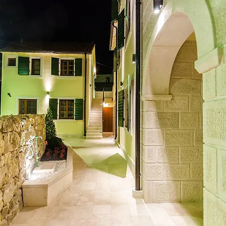 Dvor Auberge de jeunesse