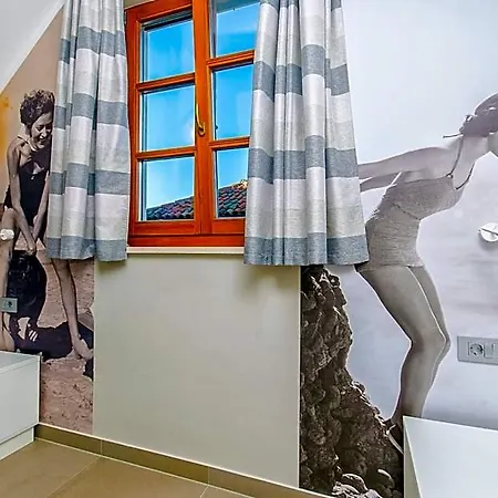 Hostel Dvor *