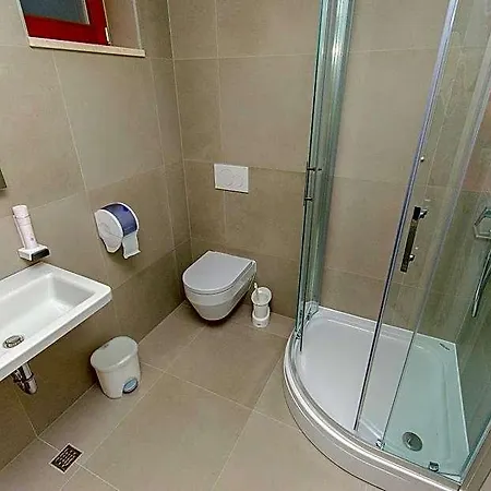 Hostel Dvor *
