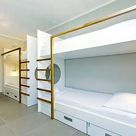 Dvor Hostel