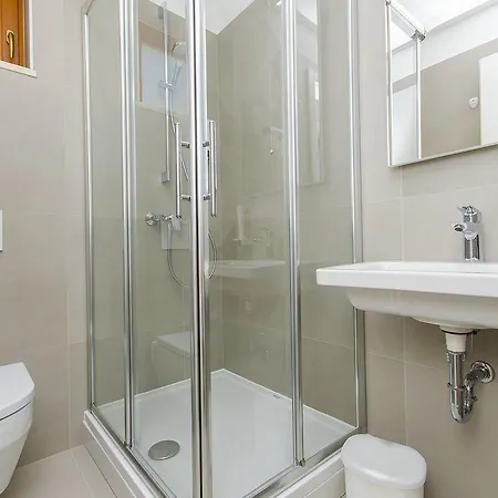 Hostel Dvor Split