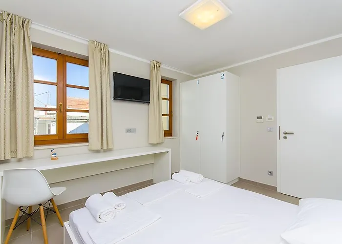 Dvor Hostel Σπλιτ