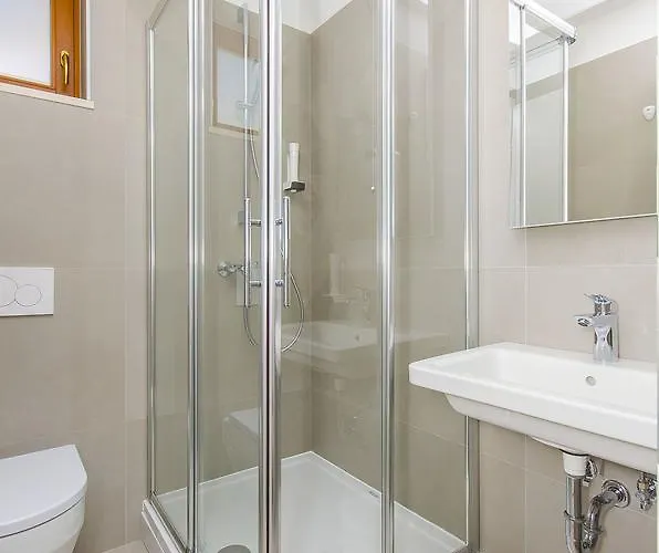 Dvor Hostel Σπλιτ