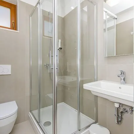Dvor Hostel Split